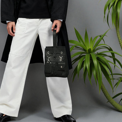 クアトロ巾着（BG-1082511-01）ローブラック