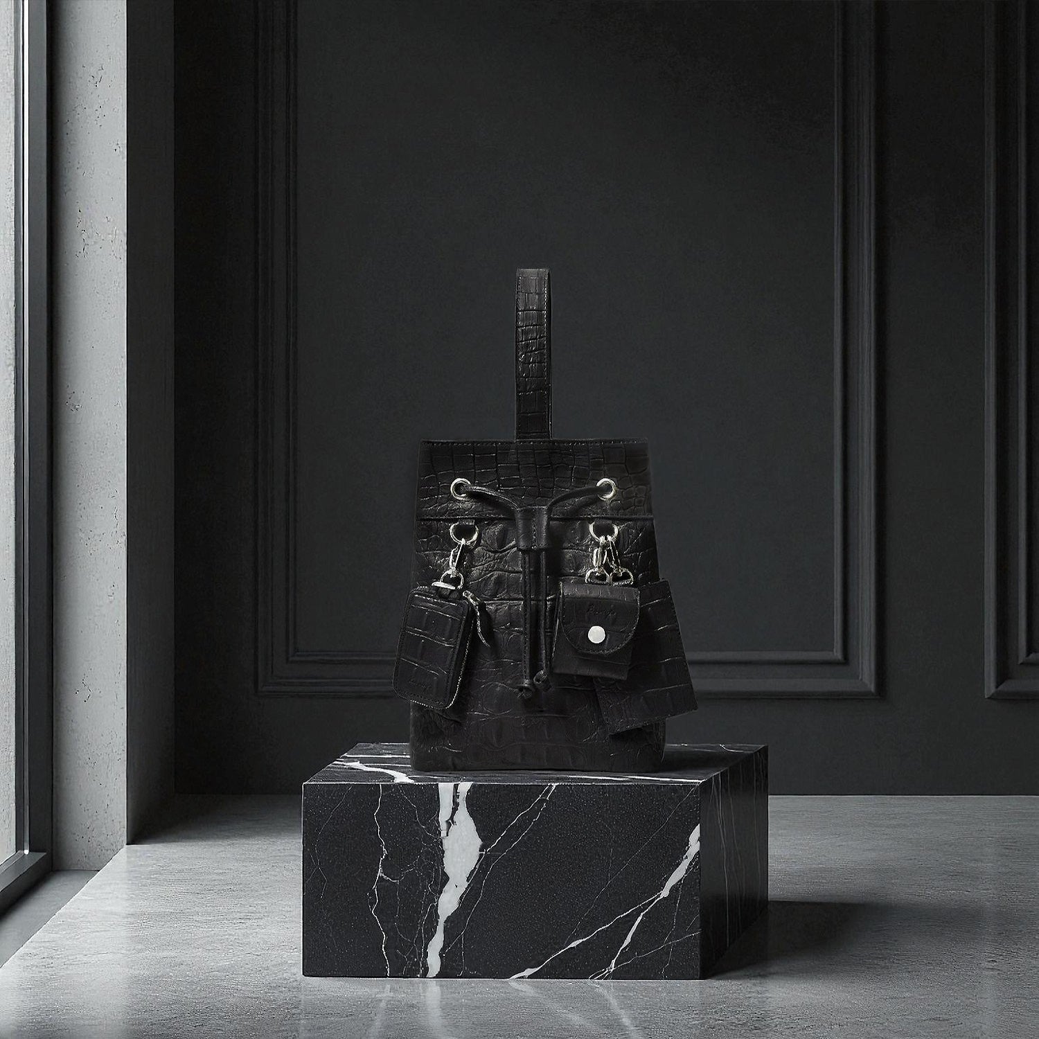 クアトロ巾着（BG-1082511-01）ローブラック｜BajoLugo（バジョルゴ