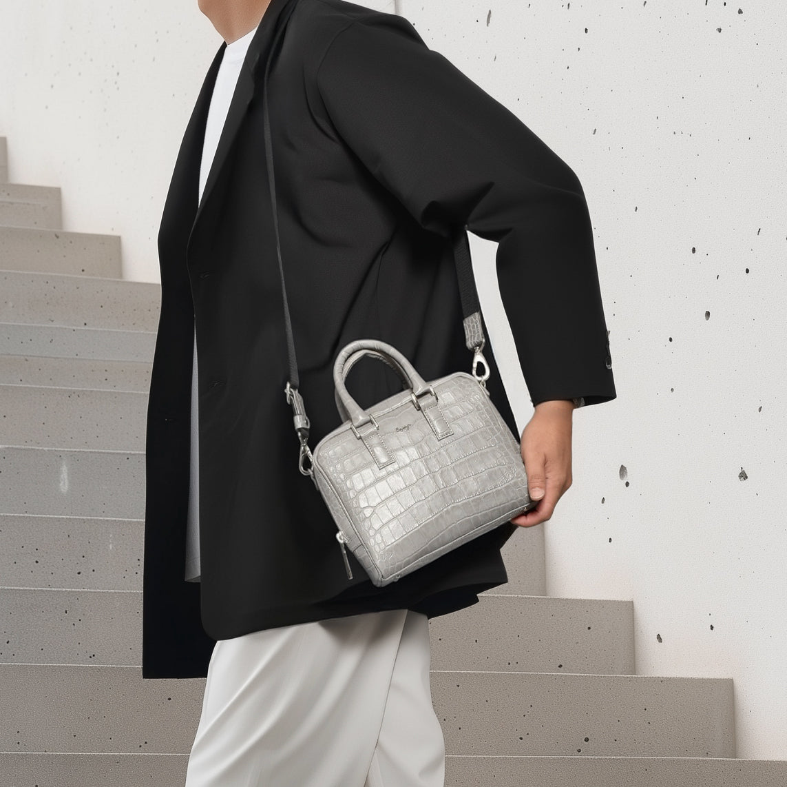 【美品】 バジョルゴ トートバッグ ハンドバッグ レザー マグネットボタン 黒 美品】 バジョルゴ トートバッグ ハンドバッグ レザー