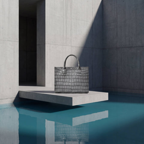 GRAND TOTE